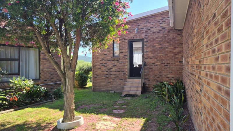 3 Bedroom Property for Sale in Fraaiuitsig Western Cape